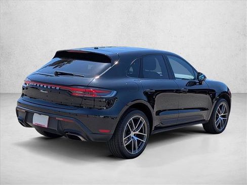 Used 2024 Porsche Macan AWD/4WD image 5