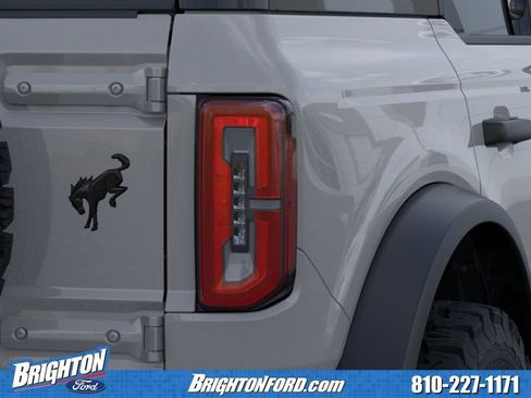 Used 2026 Ford Bronco Badlands AWD/4WD image 23