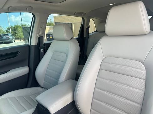 Used 2025 Honda CR-V EX-L image 8