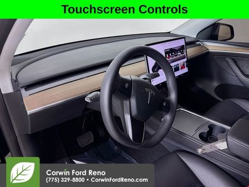 Used 2024 Tesla Model Y Long Range image 9