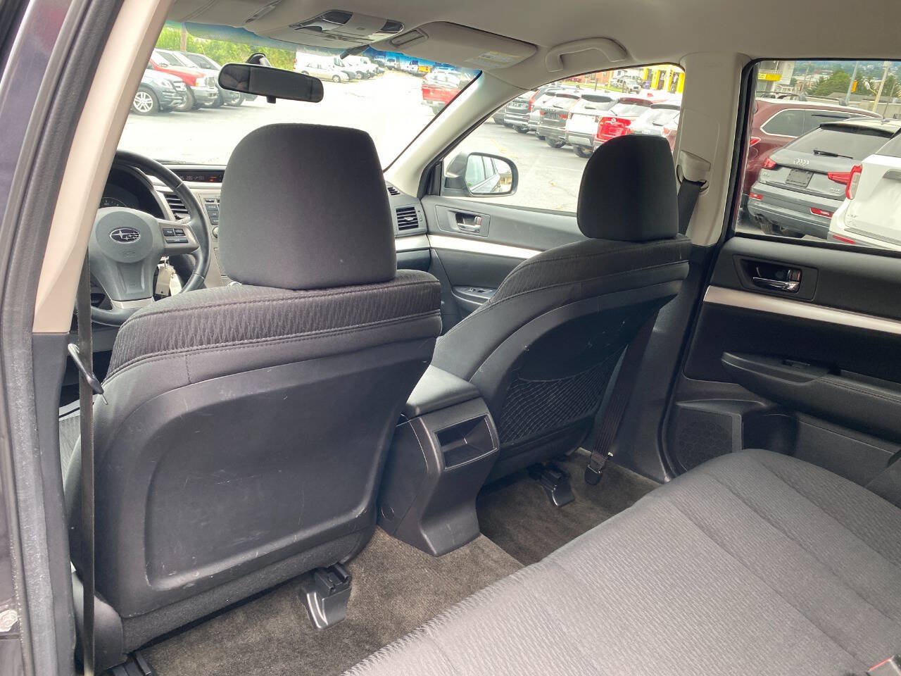 Used 2012 Subaru Outback 2.5i Premium AWD/4WD image 21