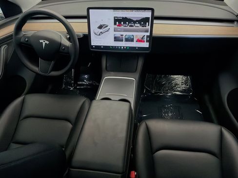 Used 2023 Tesla Model Y Long Range AWD/4WD image 12