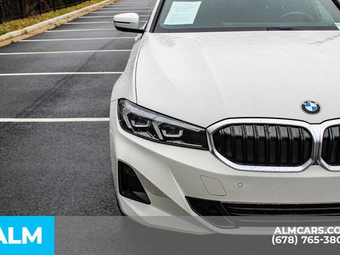 Used 2023 BMW 330i xDrive Sedan w/ Premium Package AWD/4WD image 11