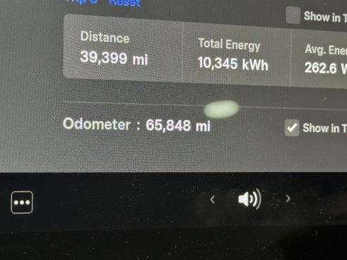 Used 2020 Tesla Model 3 Standard Range Plus image 8