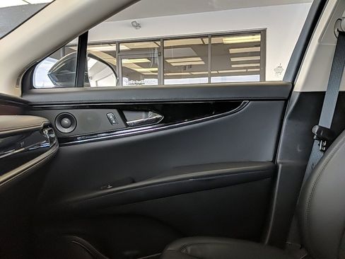 Certified 2022 Lincoln Nautilus Reserve w/ Equipment Group 201A image 25