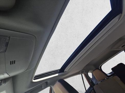 Used 2016 Toyota RAV4 XLE image 23