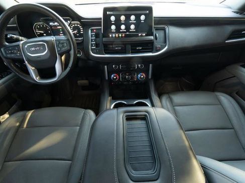 Used 2021 GMC Yukon SLT w/ SLT Luxury Package image 11