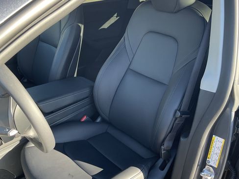 Used 2023 Tesla Model Y Long Range image 6