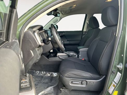 Used 2021 Toyota Tacoma image 15