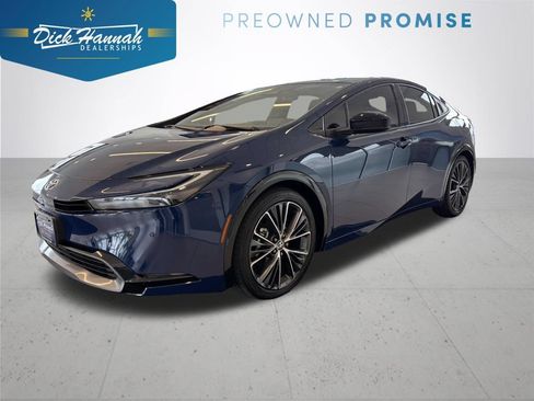 Used 2025 Toyota Prius XLE FWD image 1