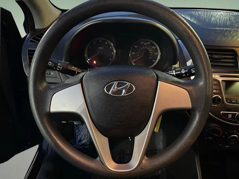 Used 2016 Hyundai Accent SE image 13