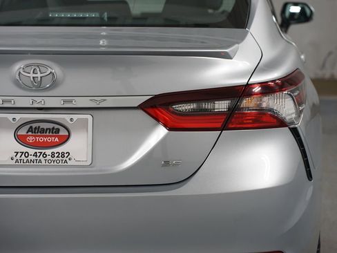 Used 2023 Toyota Camry SE image 10