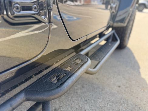 Certified 2025 Jeep Gladiator Sport AWD/4WD image 19
