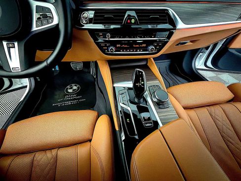 Certified 2023 BMW 530i xDrive w/ M Sport Package image 18
