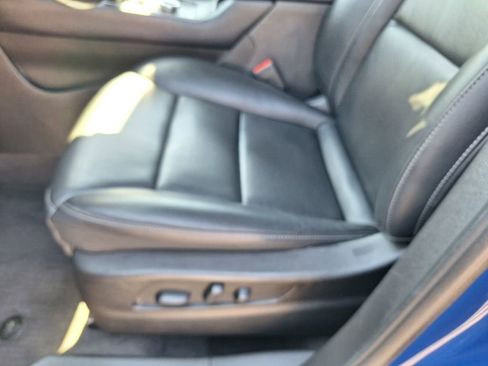 Used 2023 Cadillac XT4 Premium Luxury image 28