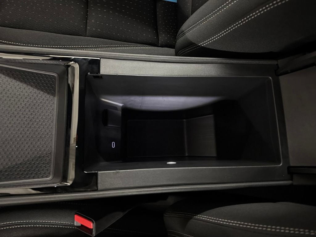 Used 2025 Chevrolet Blazer EV LT FWD image 35