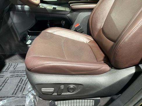 Certified 2023 Toyota Sienna Platinum image 13