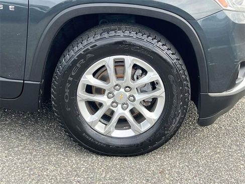 Used 2019 Chevrolet Traverse LT image 7