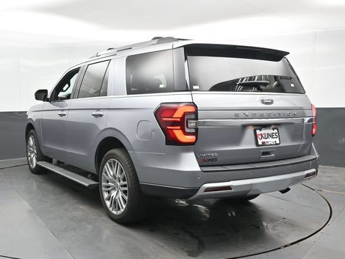 Used 2024 Ford Expedition Limited AWD/4WD image 10
