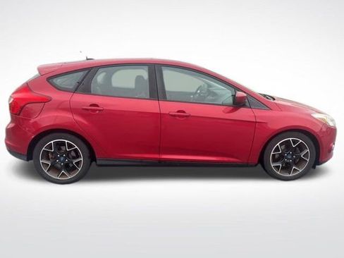 Used 2012 Ford Focus SE FWD image 4