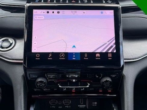 Used 2022 Jeep Grand Cherokee Limited 4xe AWD/4WD image 6