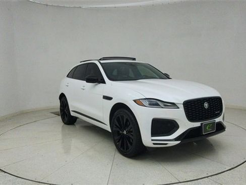 Used 2025 Jaguar F-PACE R-Dynamic S image 63