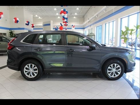 Certified 2024 Honda CR-V LX image 4