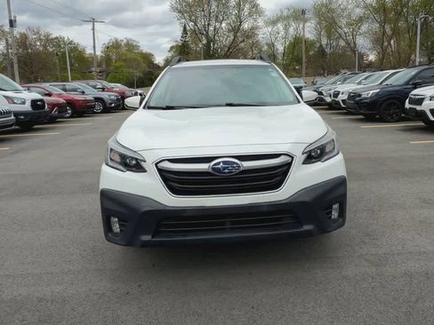 Used 2020 Subaru Outback Premium AWD/4WD image 3