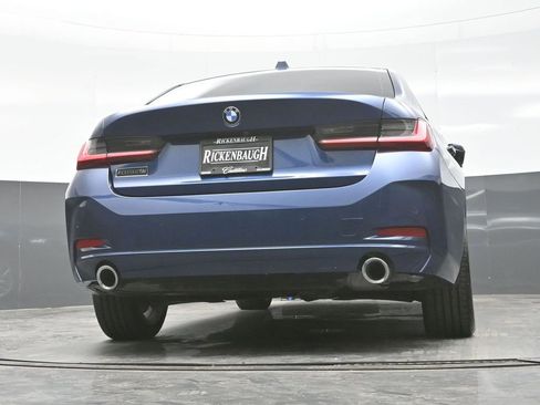 Used 2023 BMW 330i xDrive Sedan w/ Premium Package AWD/4WD image 25