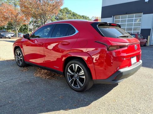 Used 2022 Lexus UX 250h w/ Premium Package AWD/4WD image 4