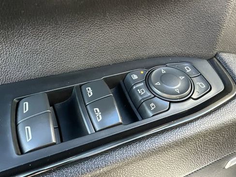 Used 2024 GMC Sierra 2500 AT4 w/ AT4 Preferred Package image 25