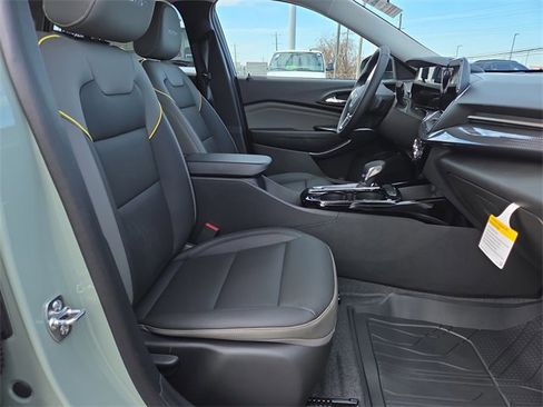 New 2026 Chevrolet Trax ACTIV w/ Driver Confidence Package image 18