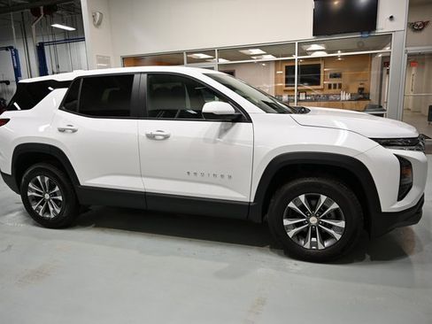 New 2026 Chevrolet Equinox LT w/ Convenience Package II image 4