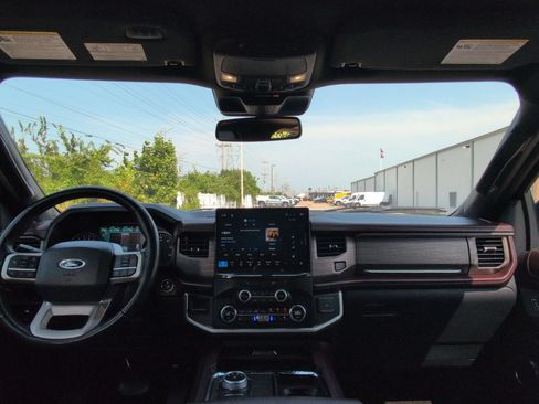 Used 2023 Ford Expedition Limited AWD/4WD image 28