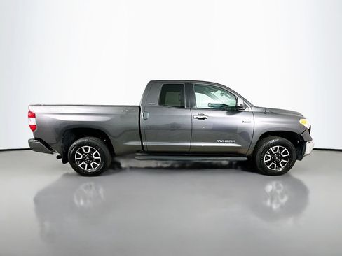 Used 2016 Toyota Tundra Limited w/ Limited Premium Package AWD/4WD image 9
