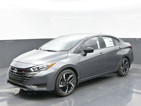 New 2025 Nissan Versa SR w/ Trunk Package image 1