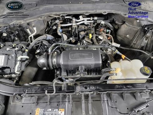 Certified 2022 Ford Explorer XLT w/ Equipment Group 202A AWD/4WD image 36