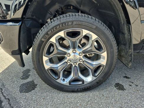 Used 2024 RAM 1500 Limited AWD/4WD image 34