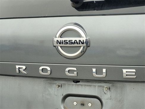 Used 2021 Nissan Rogue SL image 10