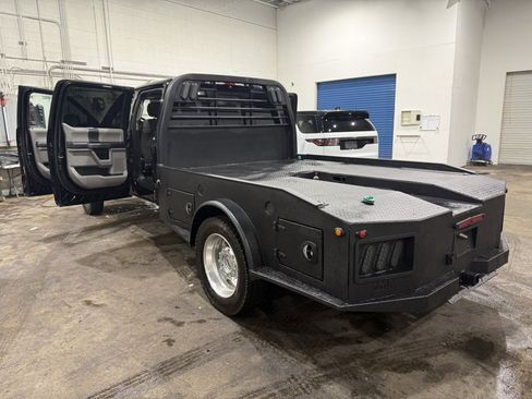 Used 2017 Ford F550 XLT w/ XLT Value Package image 13