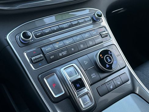 Used 2023 Hyundai Santa Fe Blue image 27