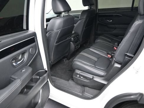 Used 2019 Ford F250 XL w/ Power Equipment Group AWD/4WD image 12