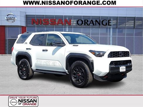 Used 2025 Toyota 4Runner Limited image 1