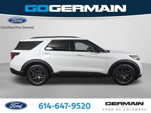 Certified 2025 Ford Explorer ST AWD/4WD image 5