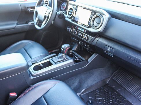 Certified 2022 Toyota Tacoma TRD Pro image 17