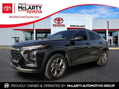 Used 2025 Chevrolet Trax LT w/ Driver Confidence Package