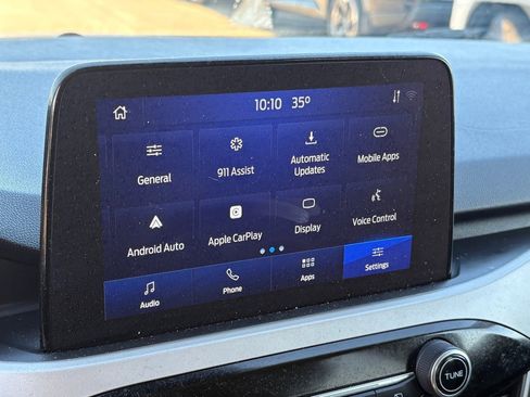 Used 2021 Ford Escape SE image 24