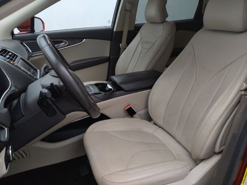 Used 2016 Lincoln MKX Reserve w/ Climate Package AWD/4WD image 17