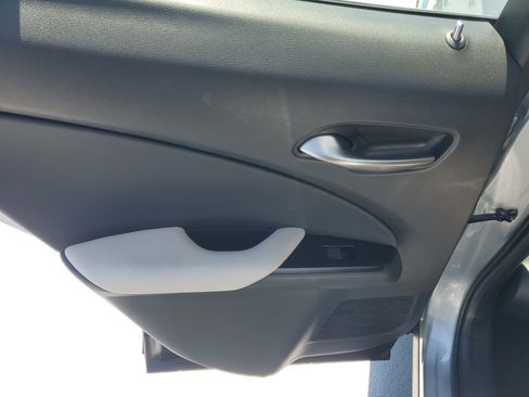 Used 2023 Lexus UX 250h F Sport FWD image 13