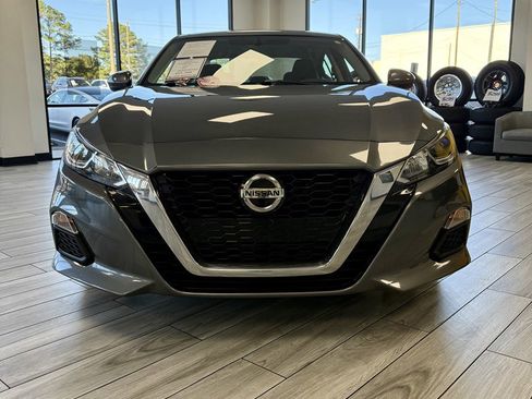 Used 2020 Nissan Altima 2.5 S image 2
